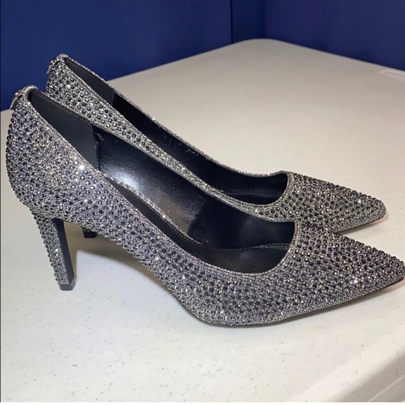 Michael Kors Dorothy Glitter Flex Pumps - Picture 3 of 12